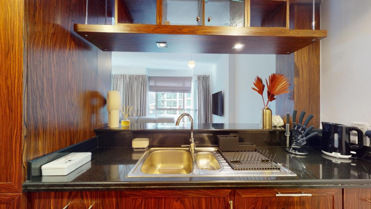 Stylish 2-bed Apt Burj Khalifa And Fountain Views Apartment Dubai
